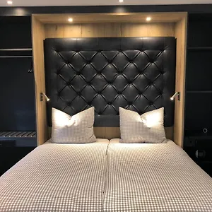 Deluxe 4* ミュンヘン